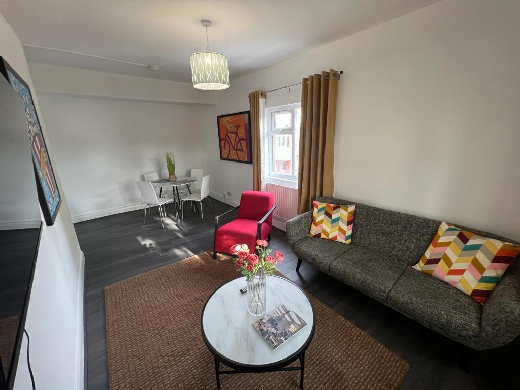 Cozy 2 Bedroom Flat Tower Bridge / Bermondsey Apartamento Londres